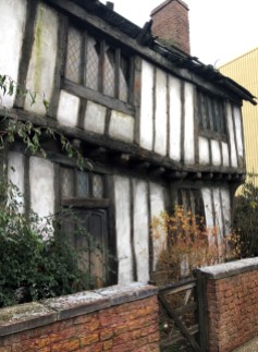 Godric's Hollow and Harry Potter's childhood home